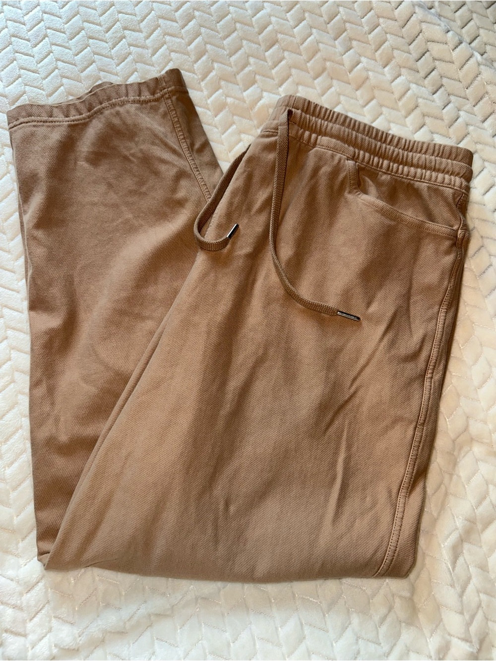 Athleta Farallon Straight Leg Tan Sweatpants Inseam 24" Size Large